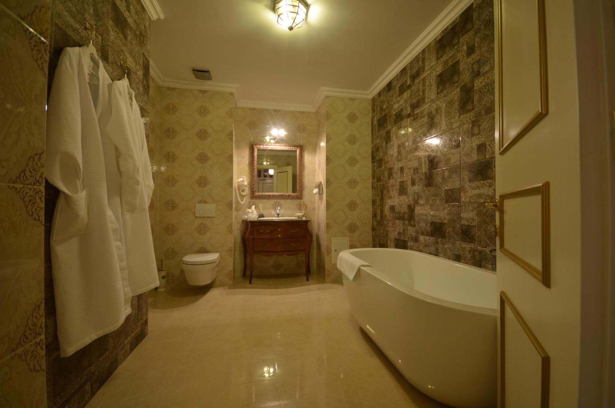 The Arlington Boutique Hotel Craiova Quarto foto