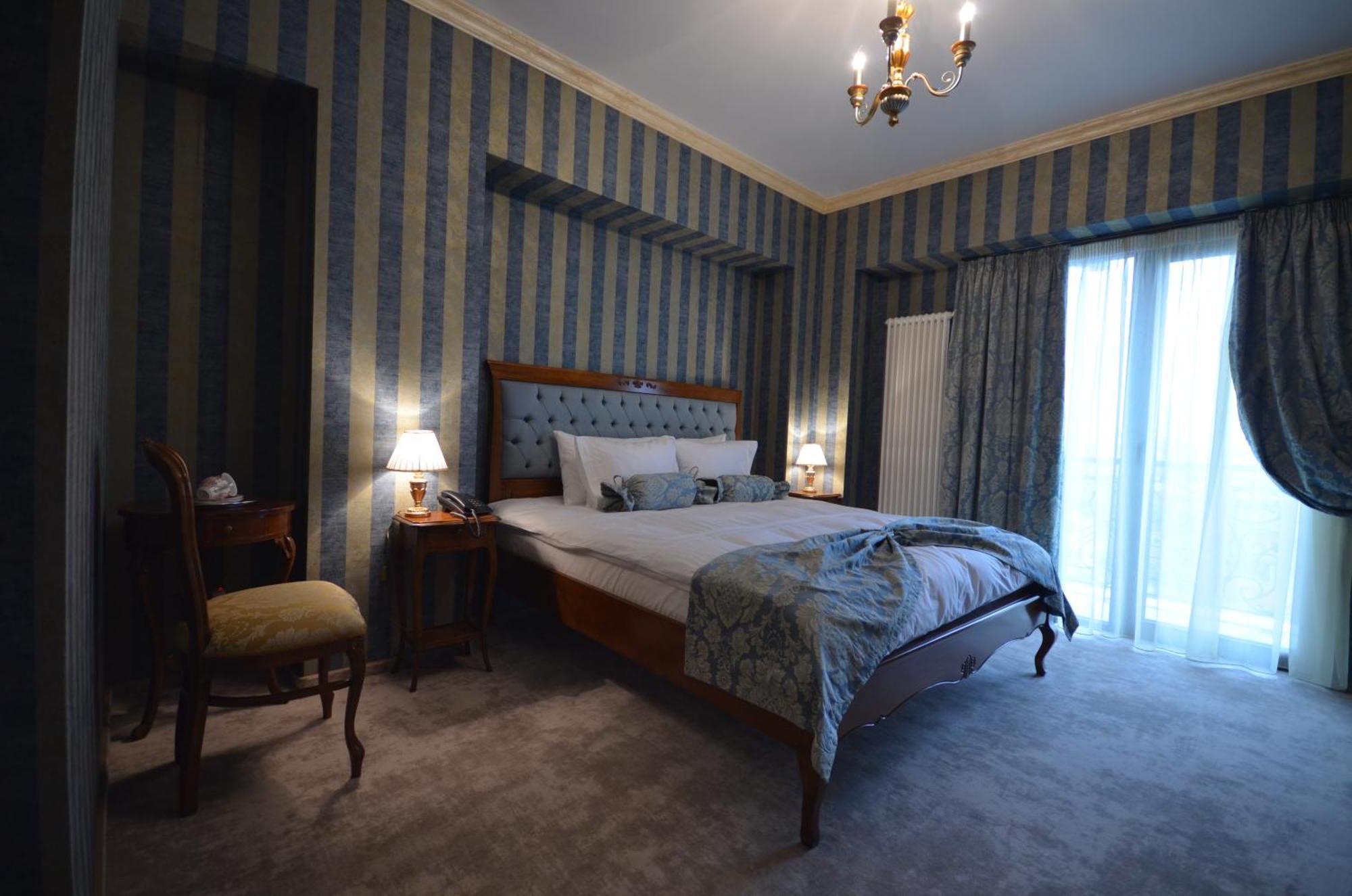 The Arlington Boutique Hotel Craiova Quarto foto