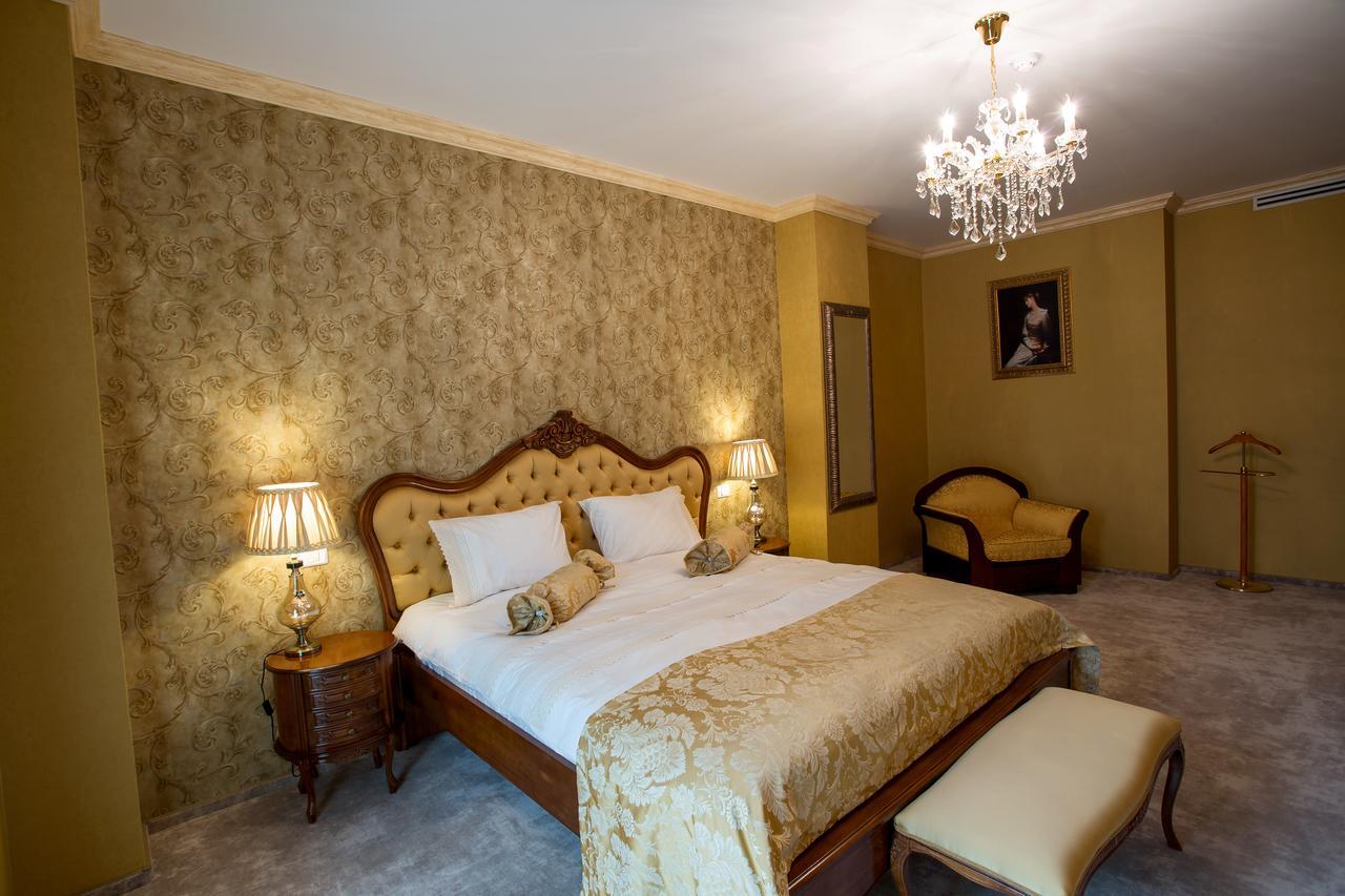 The Arlington Boutique Hotel Craiova Quarto foto